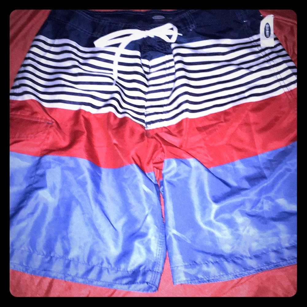 🌝 NWT Men’s Swimming Trunks 🌝